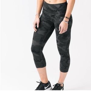 Zyia Active Camo High Rise Forrest Camo Athletic Leggings Size 8-10